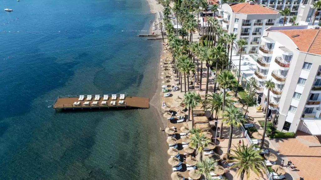 ساحل اختصاصی هتل پرایم بیچ مارماریس